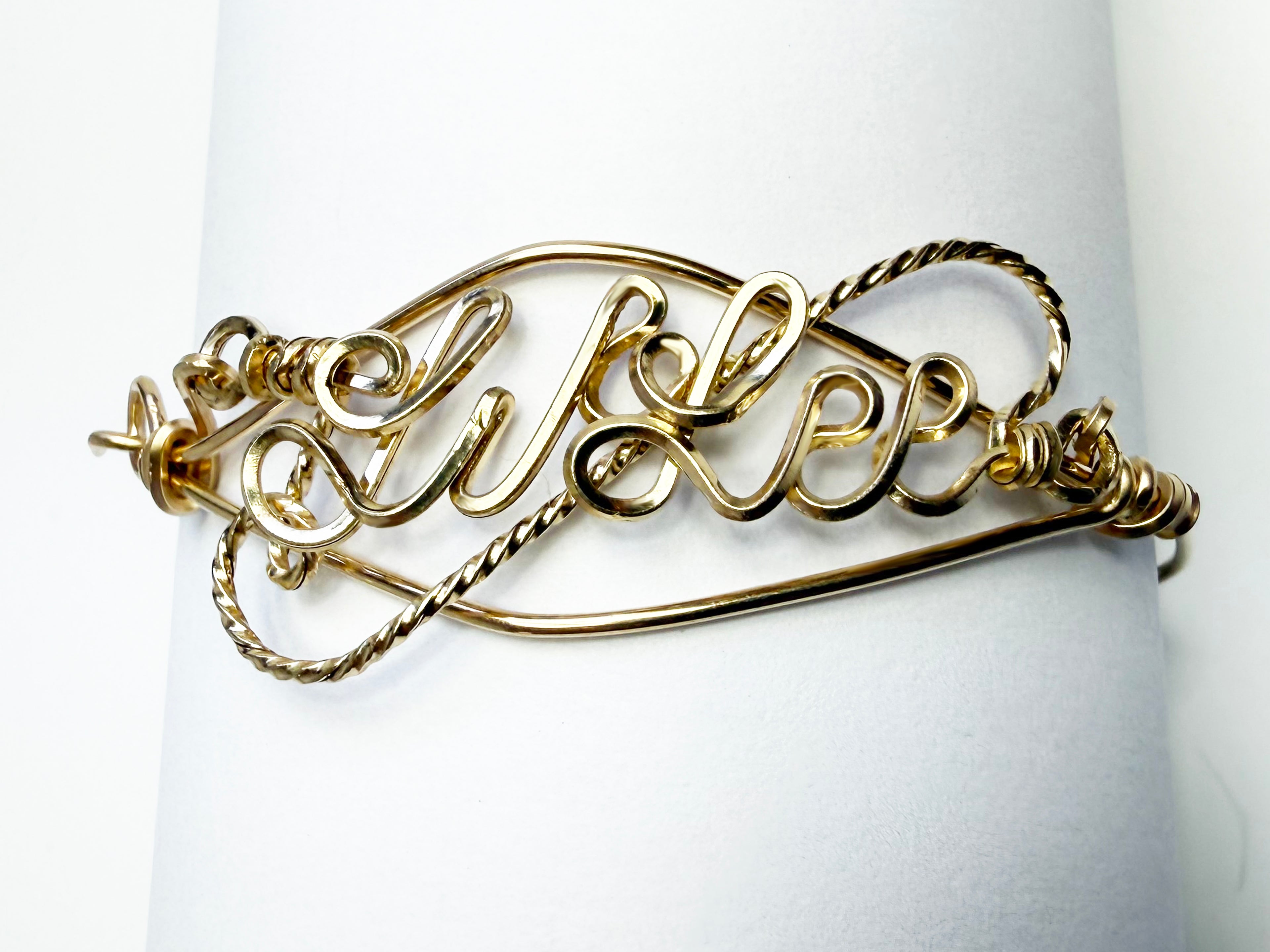 1 strand name bracelet