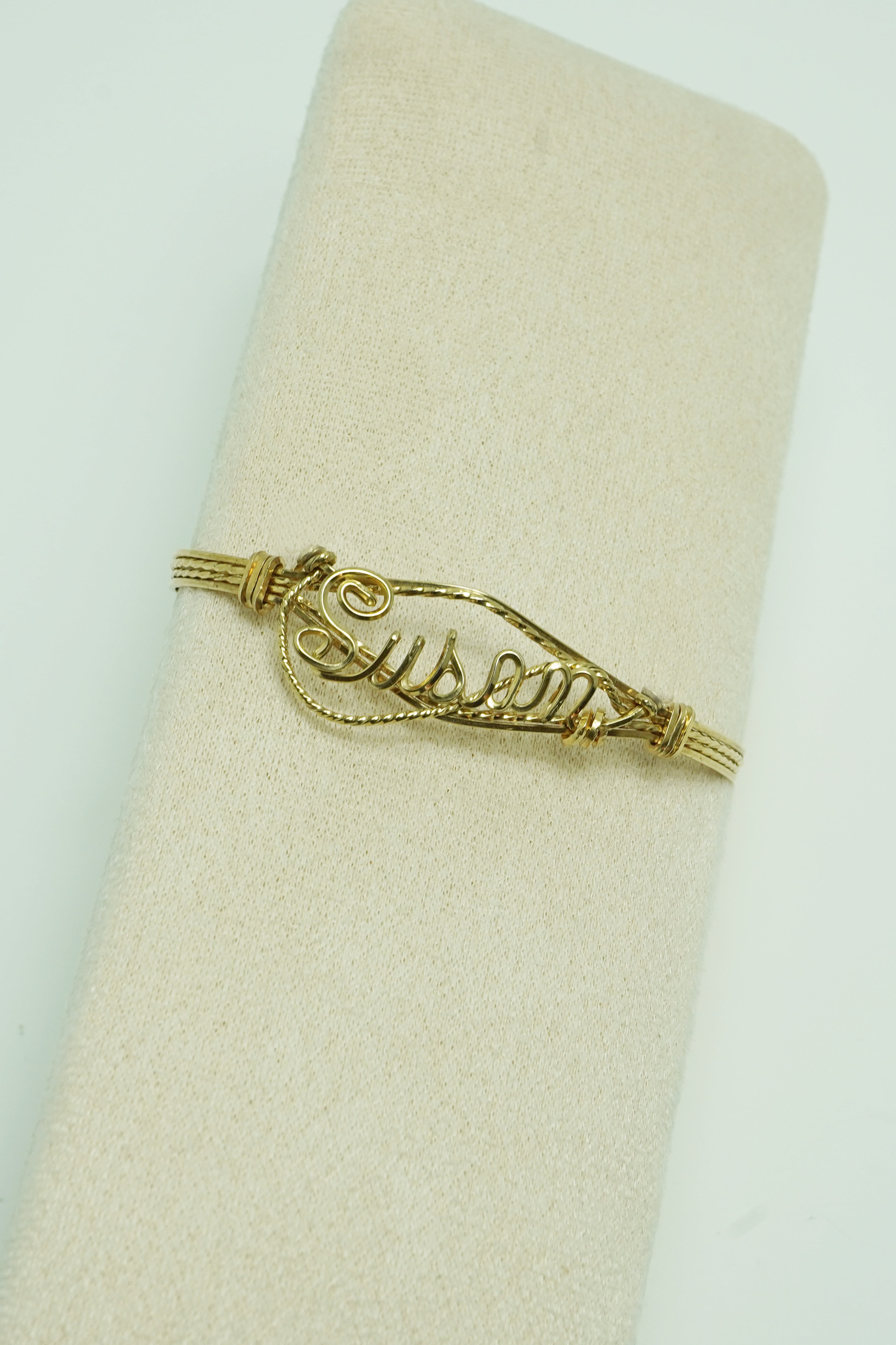 Name necklace 14 K. gold filled